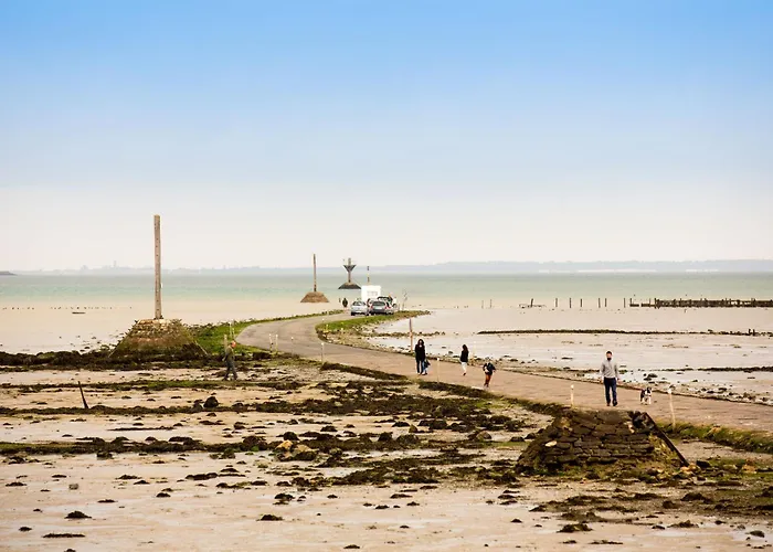 500 M De La - Maison Pour 6 - Terrasse * L'Épine