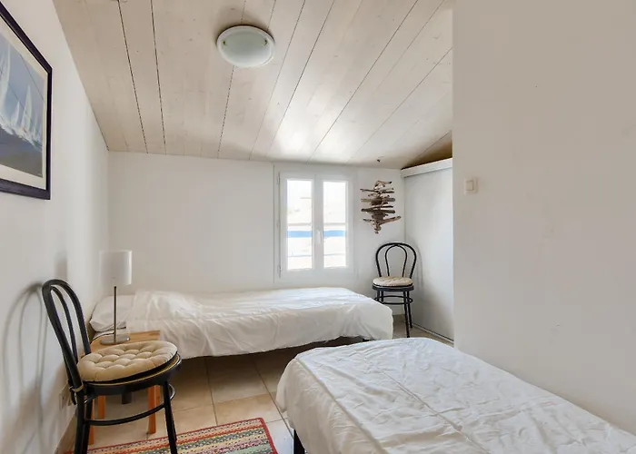 500 M De La - Maison Pour 6 - Terrasse Nyaraló