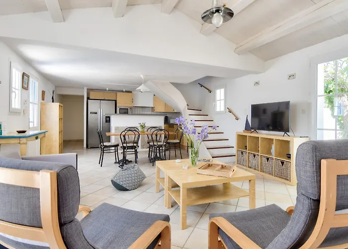 500 M De La - Maison Pour 6 - Terrasse Nyaraló